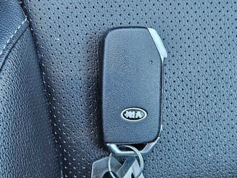 Used 2022 Kia Sportage EX image 25