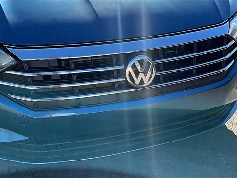 Used 2020 Volkswagen Jetta R-Line image 25