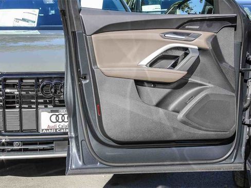 New 2025 Audi Q5 Premium Plus image 22