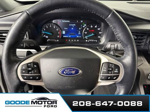 Used 2020 Ford Explorer XLT w/ Equipment Group 202A AWD/4WD image 14
