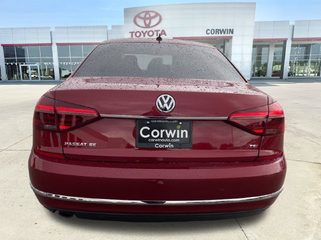 Used 2018 Volkswagen Passat 2.0T SE w/ SE Lighting Package FWD image 4