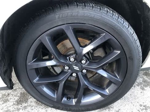 Used 2021 Dodge Challenger SXT w/ Driver Convenience Group image 10