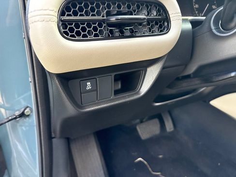 Used 2024 Honda HR-V LX image 17