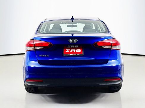 Used 2017 Kia Forte LX image 4