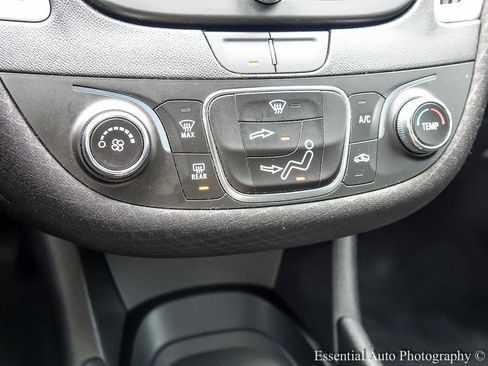 Used 2023 Chevrolet Malibu RS FWD image 27