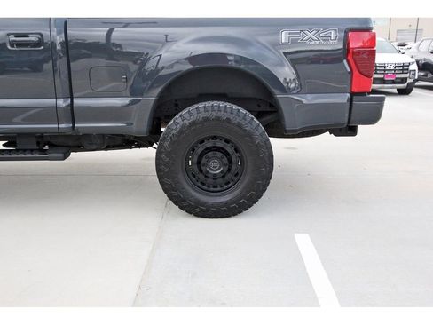 Used 2021 Ford F250 Lariat image 31