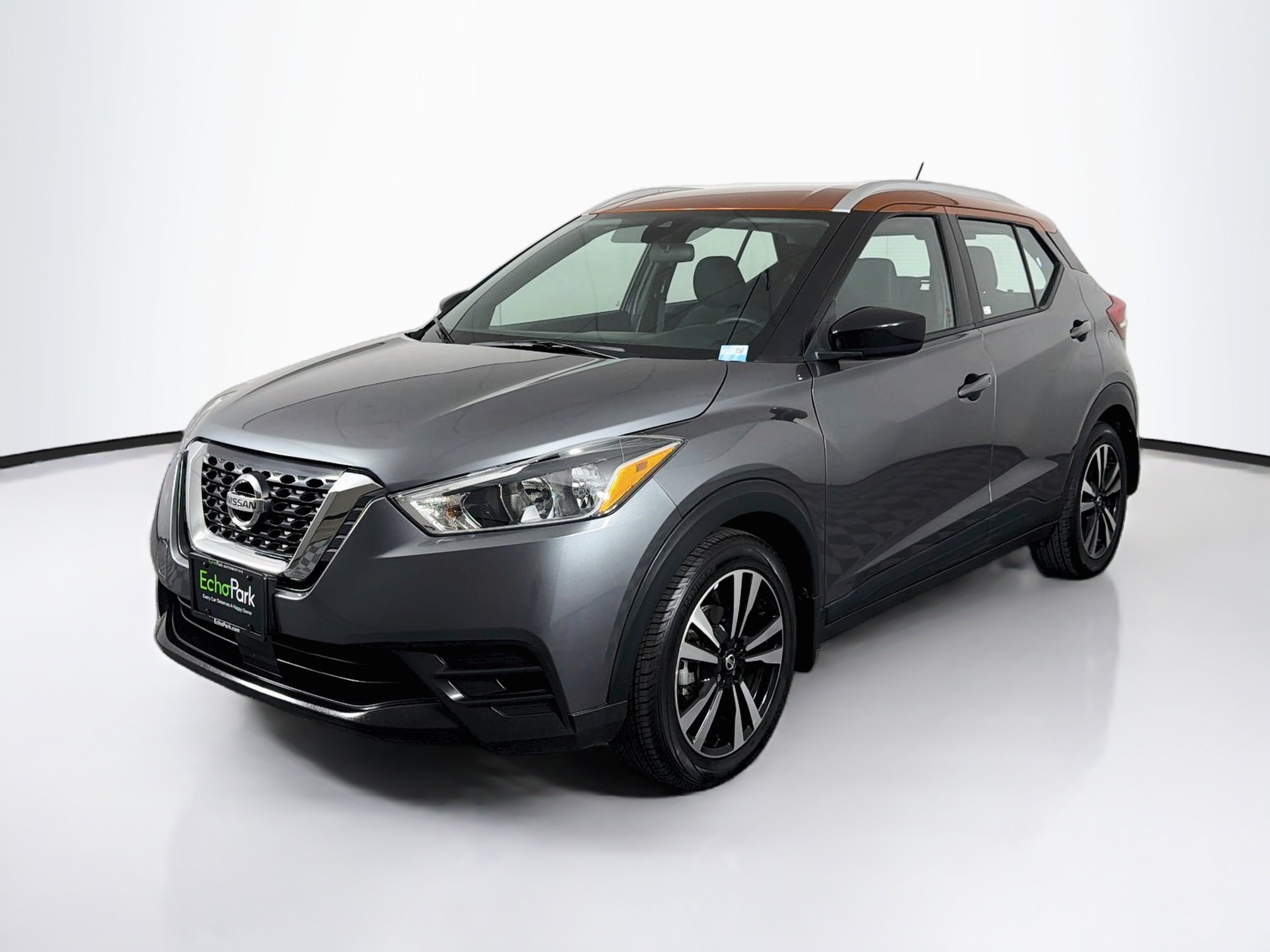 Used 2020 Nissan Kicks SV FWD image 3