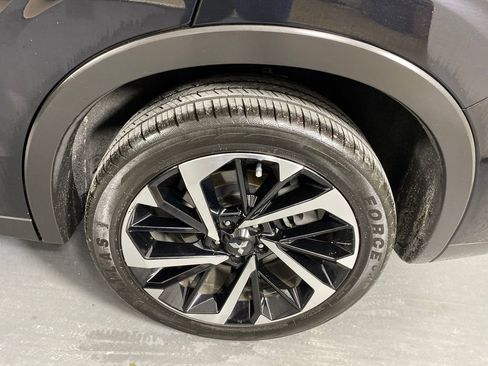 Used 2024 Mitsubishi Outlander SE image 29