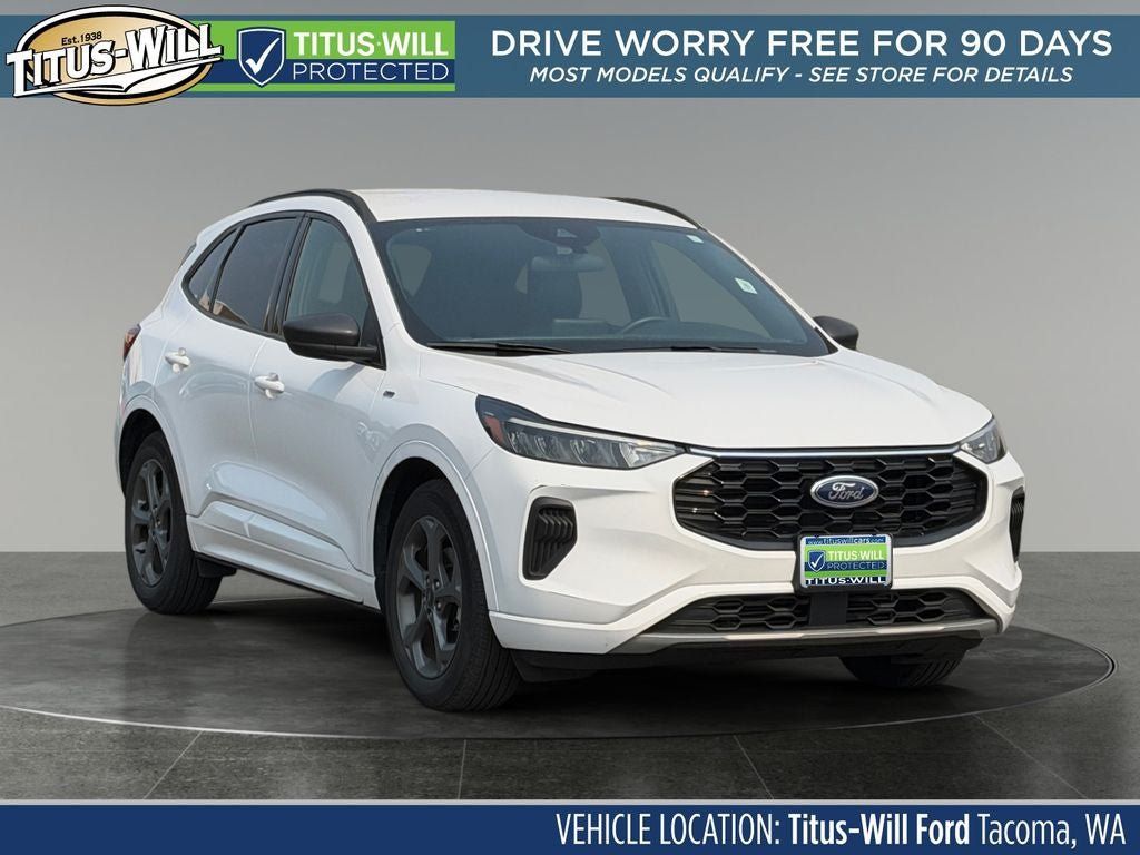 Used 2023 Ford Escape ST-Line FWD image 1