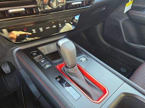 New 2026 Nissan Kicks SR w/ SR Premium Package image 12