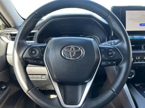 Certified 2023 Toyota Venza LE AWD/4WD image 13