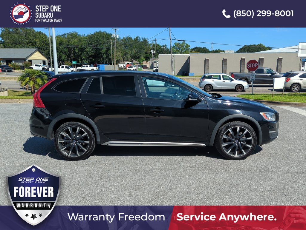 Used 2018 Volvo V60 T5 Cross Country w/ Convenience Package AWD/4WD image 8