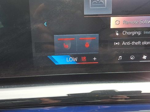 Used 2025 BMW i5 xDrive40 w/ Premium Package AWD/4WD image 25