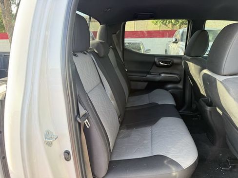 Used 2023 Toyota Tacoma TRD Sport w/ Technology Package RWD image 31