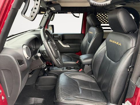 Used 2013 Jeep Wrangler Sahara w/ Dual Top Group image 13