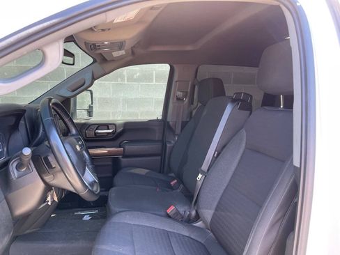 Used 2023 Chevrolet Silverado 2500 LT AWD/4WD image 9