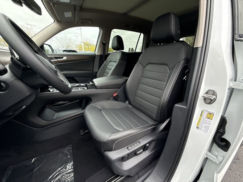 New 2026 Volkswagen Atlas SEL image 12