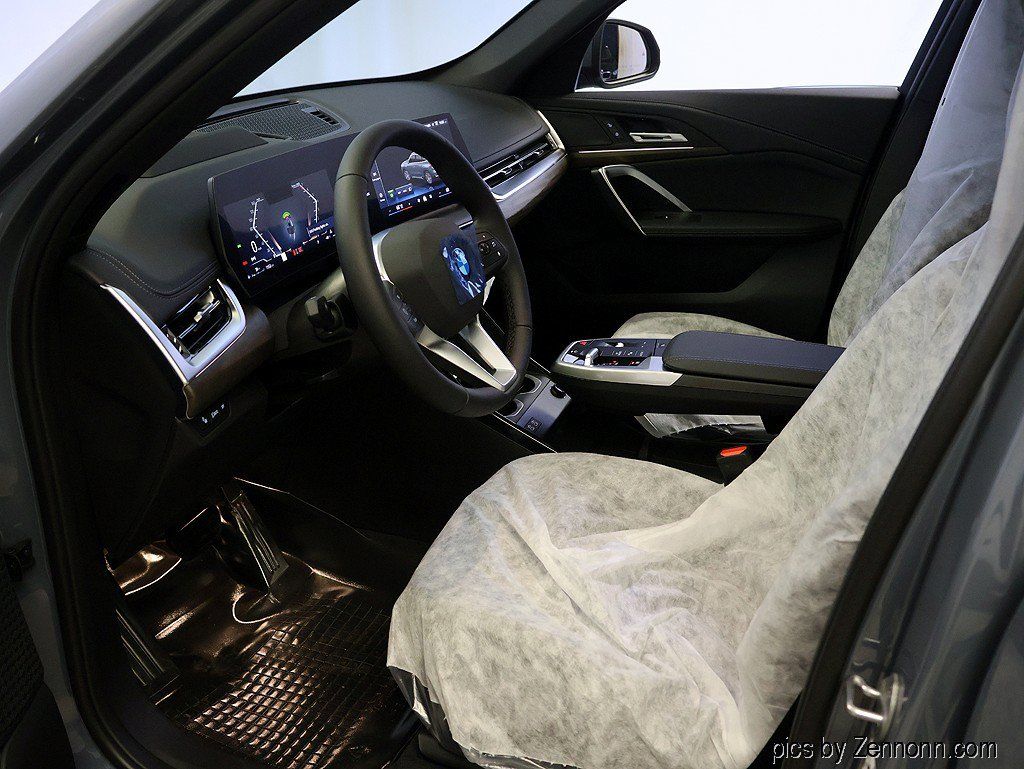 New 2027 BMW X1 xDrive28i AWD/4WD image 11