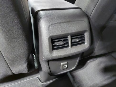 Certified 2022 Chevrolet Equinox LT image 37