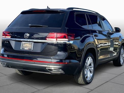 Used 2021 Volkswagen Atlas SE image 12