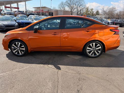 Used 2020 Nissan Versa SR w/ Lighting Package image 2