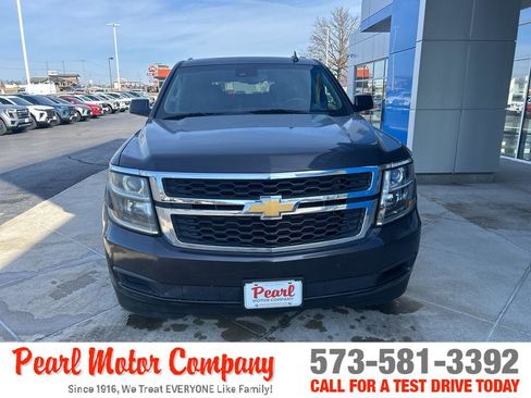 Used 2017 Chevrolet Tahoe LT image 2