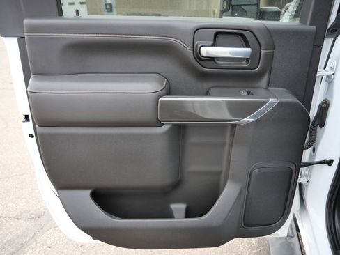 Used 2021 GMC Sierra 3500 AT4 w/ AT4 Preferred Package image 22