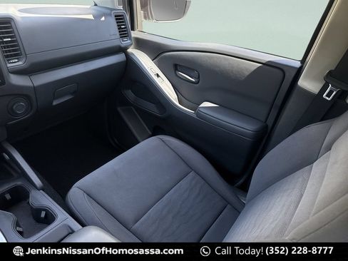 Used 2022 Nissan Frontier S w/ Technology Package RWD image 29