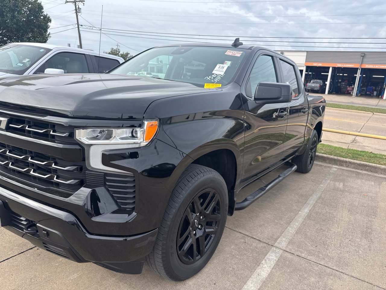 Used 2023 Chevrolet Silverado 1500 RST AWD/4WD image 1