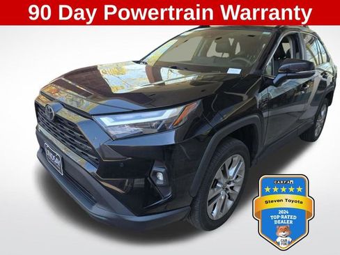 Used 2023 Toyota RAV4 XLE Premium image 1