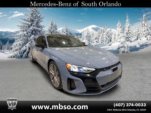 Used 2022 Audi e-tron GT Prestige image 1