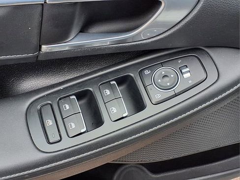 Used 2020 Hyundai Sonata Limited image 16