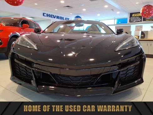 Used 2023 Chevrolet Corvette Z06 image 2