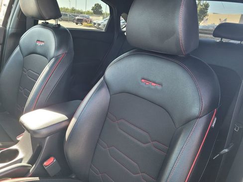 Used 2021 Kia Forte GT image 11