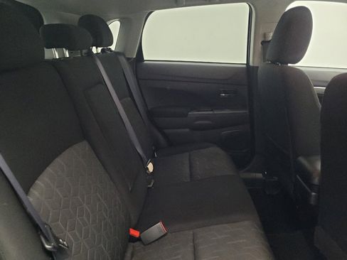 Used 2020 Mitsubishi Outlander Sport ES FWD image 19