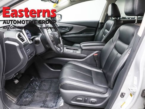 Used 2023 Nissan Murano SV image 14