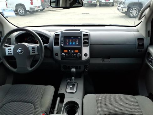 Used 2021 Nissan Frontier SV w/ Midnight Edition Floor Mats RWD image 14