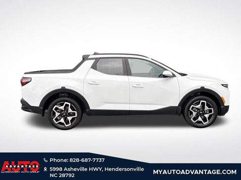 Used 2022 Hyundai Santa Cruz Limited AWD/4WD image 2