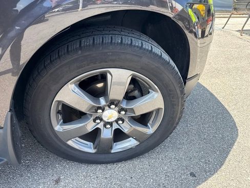 Used 2017 Chevrolet Traverse LT FWD image 14