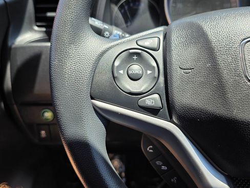 Used 2016 Honda Fit EX image 31