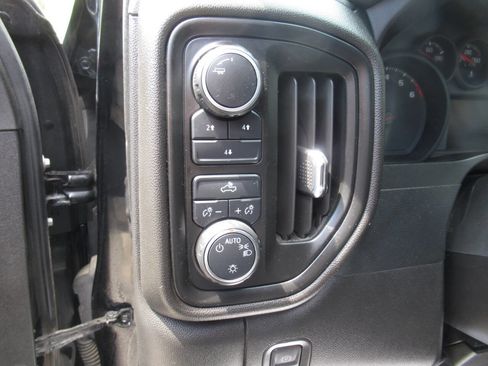 Used 2022 Chevrolet Silverado 2500 Custom w/ Gooseneck/5TH Wheel Package AWD/4WD image 21