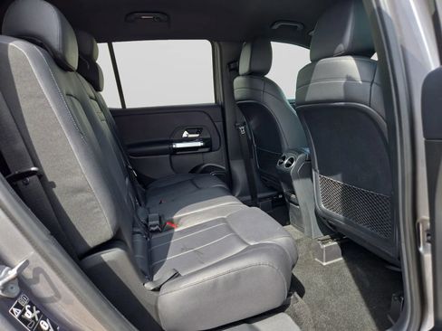 Used 2020 Mercedes-Benz GLB 250 image 33