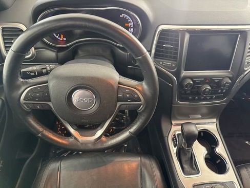 Used 2018 Jeep Grand Cherokee Limited AWD/4WD image 24