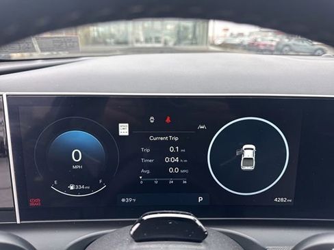 Certified 2025 Hyundai Santa Cruz Limited image 14