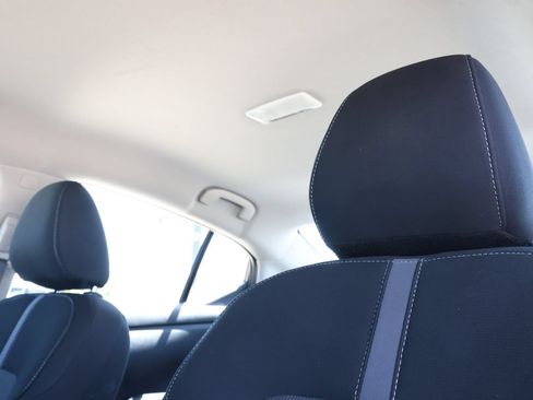 Used 2024 Nissan Sentra SV FWD image 12