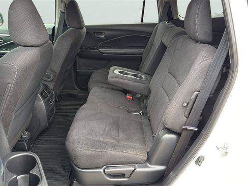 Used 2018 Honda Pilot EX image 19