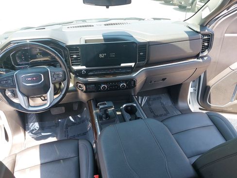 Used 2025 GMC Sierra 1500 Elevation w/ Elevation Premium Package AWD/4WD image 22