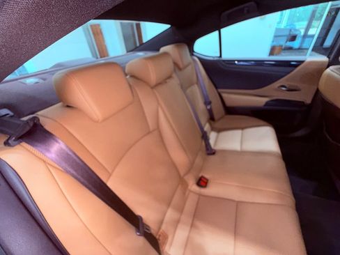 Certified 2020 Lexus ES 350 w/ Premium Package FWD image 15