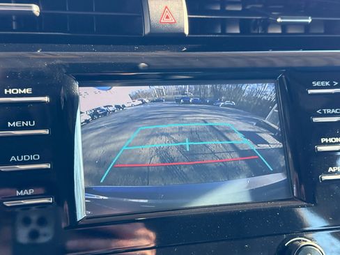 Used 2020 Toyota Camry SE image 36