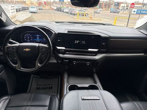 Used 2024 Chevrolet Silverado 2500 High Country w/ Technology Package image 12